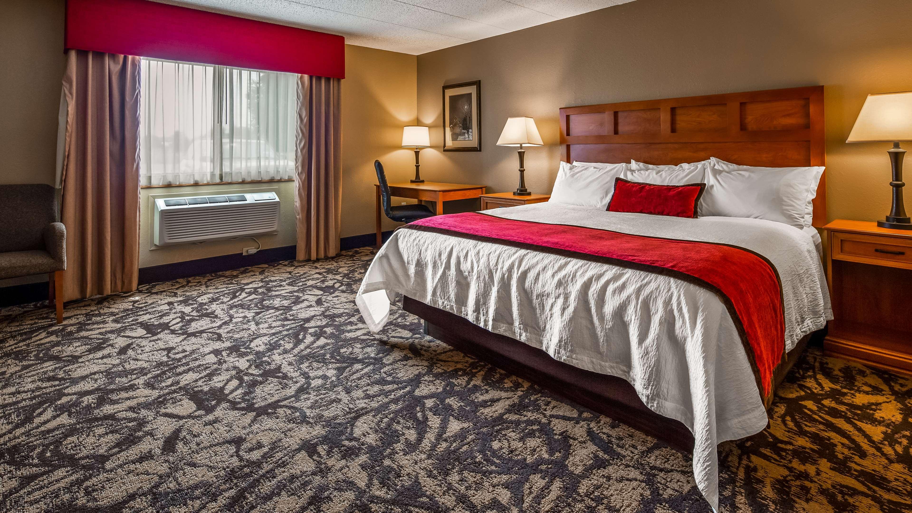 Room, King Bed