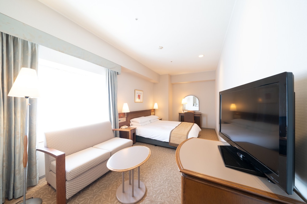 Hotel Terrace The Square Hitachi 25/50