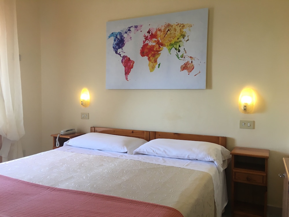 Hotel Marconi 10/50