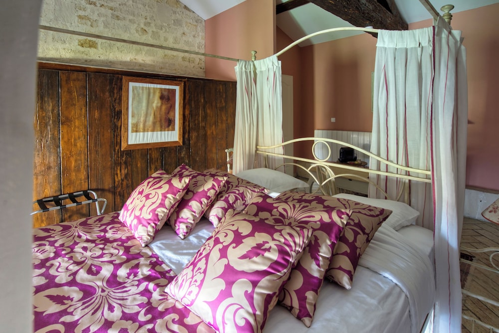 LOGIS DOMAINE DES CHAIS 14/56