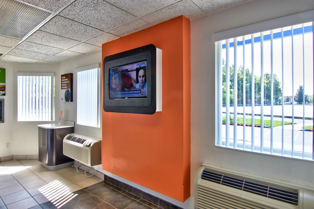Motel6 Sacramento, CA – South Sacramento & Elk Grove 8/44
