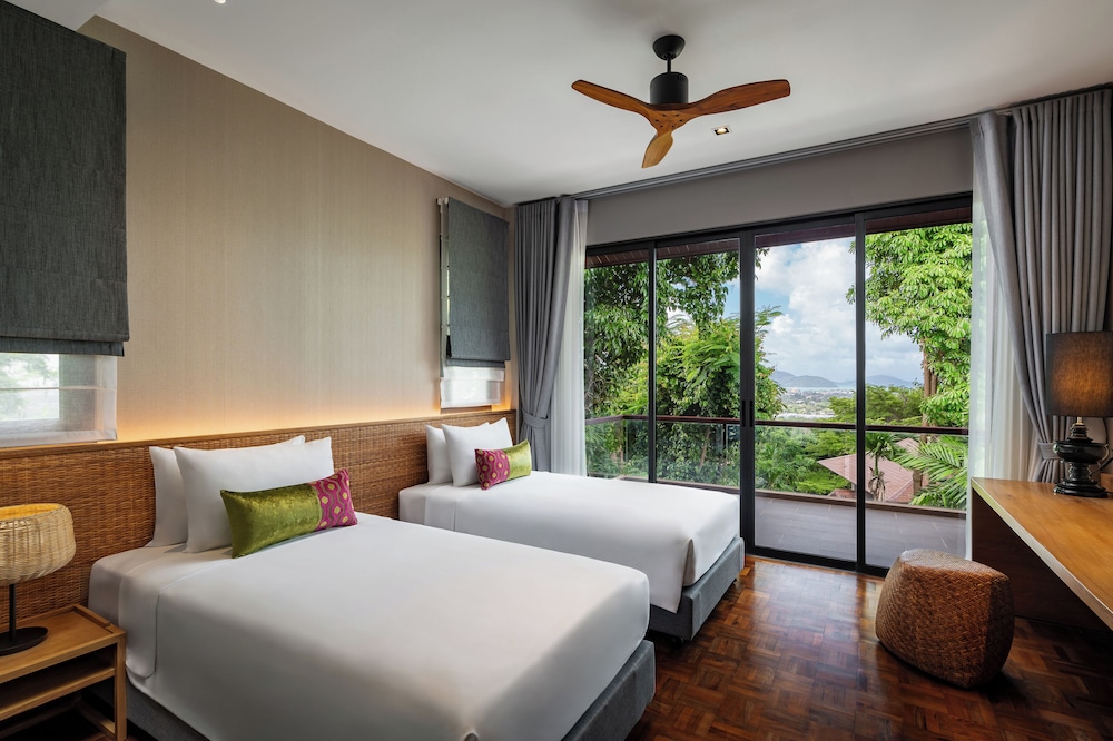 Noku Phuket 17/50