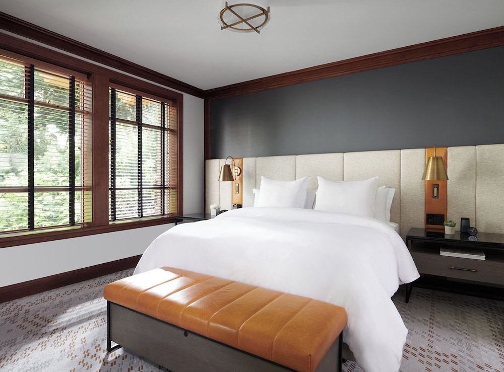 SUITE, 2 KING BEDS