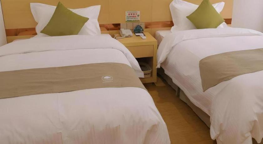 GreenTree Inn Hefei Feidong County High Speed Rail Station Wuyue Plaza Express Hotel 23/50