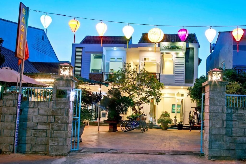 Basil Homestay And Hostel photo5