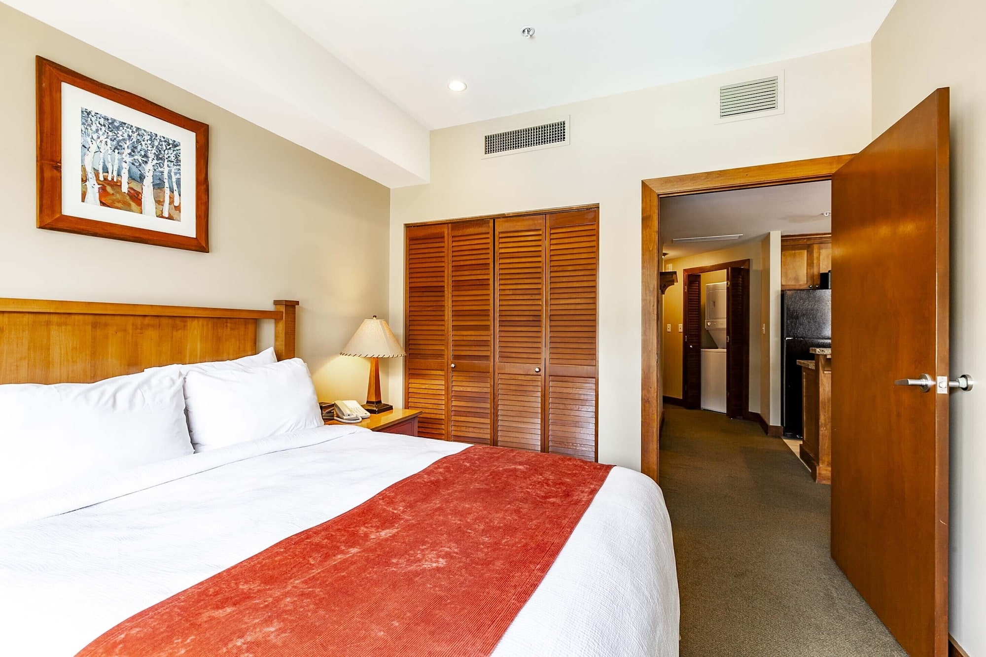 CONDOMINIUM, 2 BEDROOMS