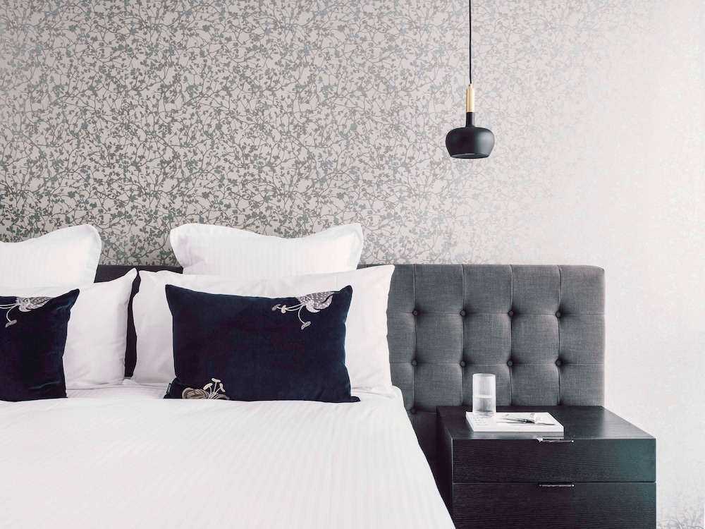 Quay West Suites Melbourne 37/81
