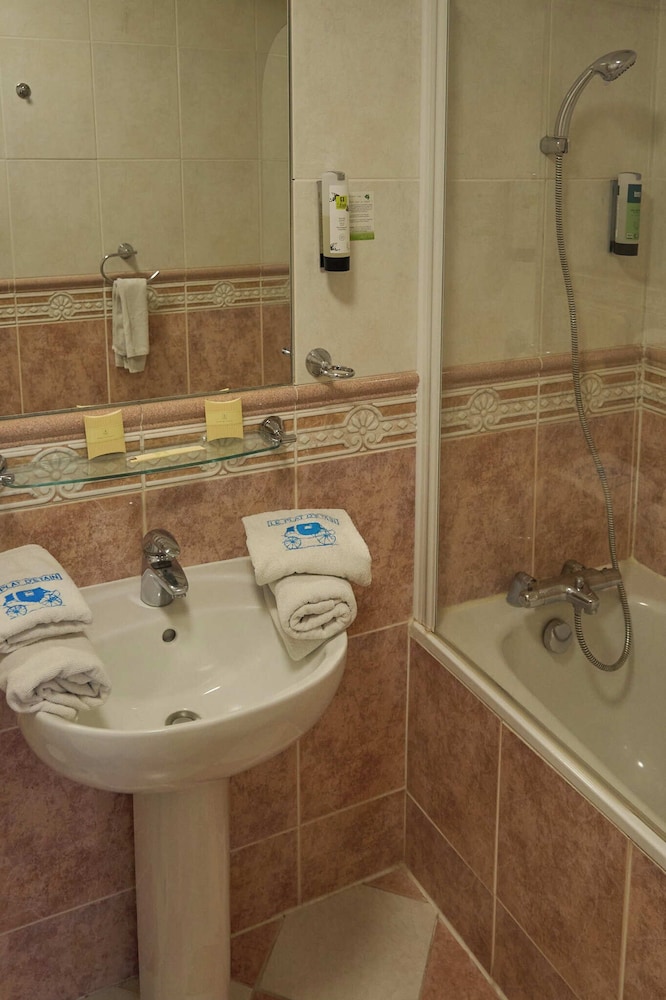 HOTEL LE PLAT D'ETAIN 37/39