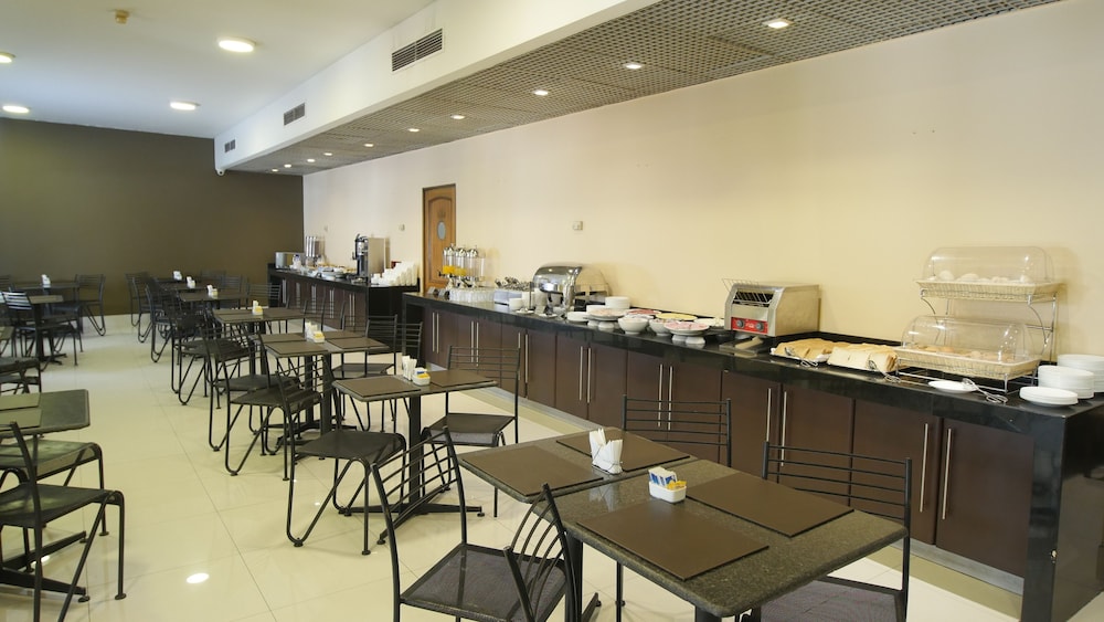 restaurant-cafeteria