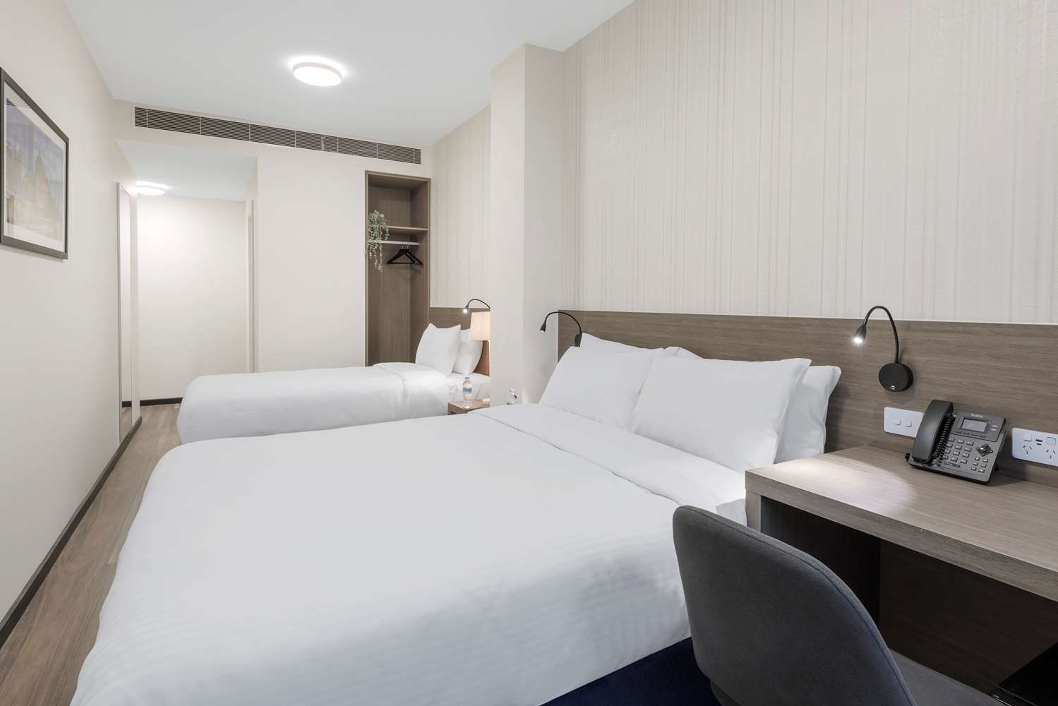 غرفة تنفيذية بسرير فردي وسرير كوين بإطلالة على المدينة، Best Western Queen Victoria Market Hotel 9/11
