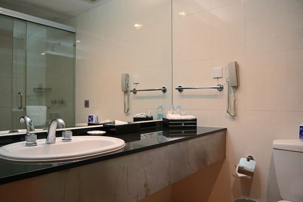Tiancheng Hotel 46/47