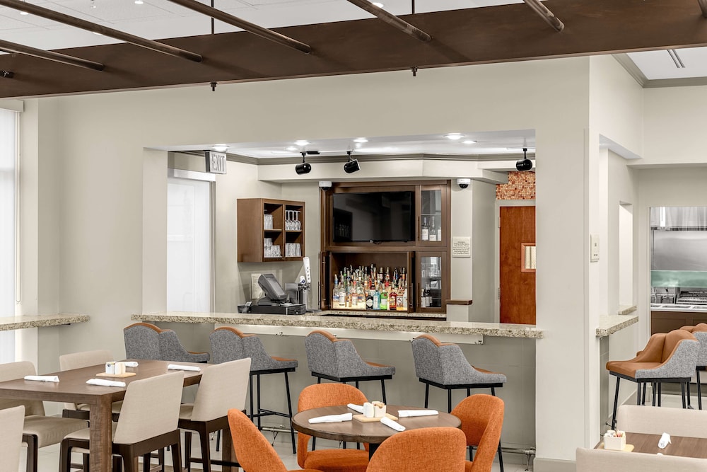 Hilton Garden Inn Raleigh-Durham Airport 35/42