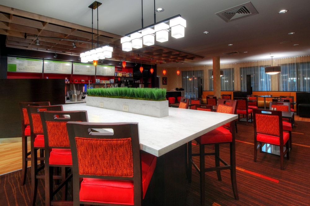 Courtyard Marriott Johnson City 41/59