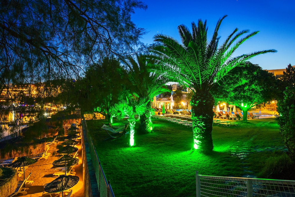 Royal Asarlik Beach Hotel 34/45