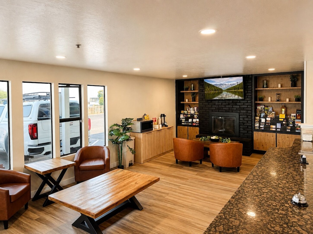 Seabird Lodge by Magnuson Worldwide 49/67