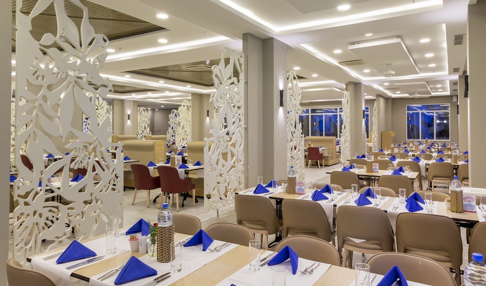 Swandor Resort Cam Ranh 40/50