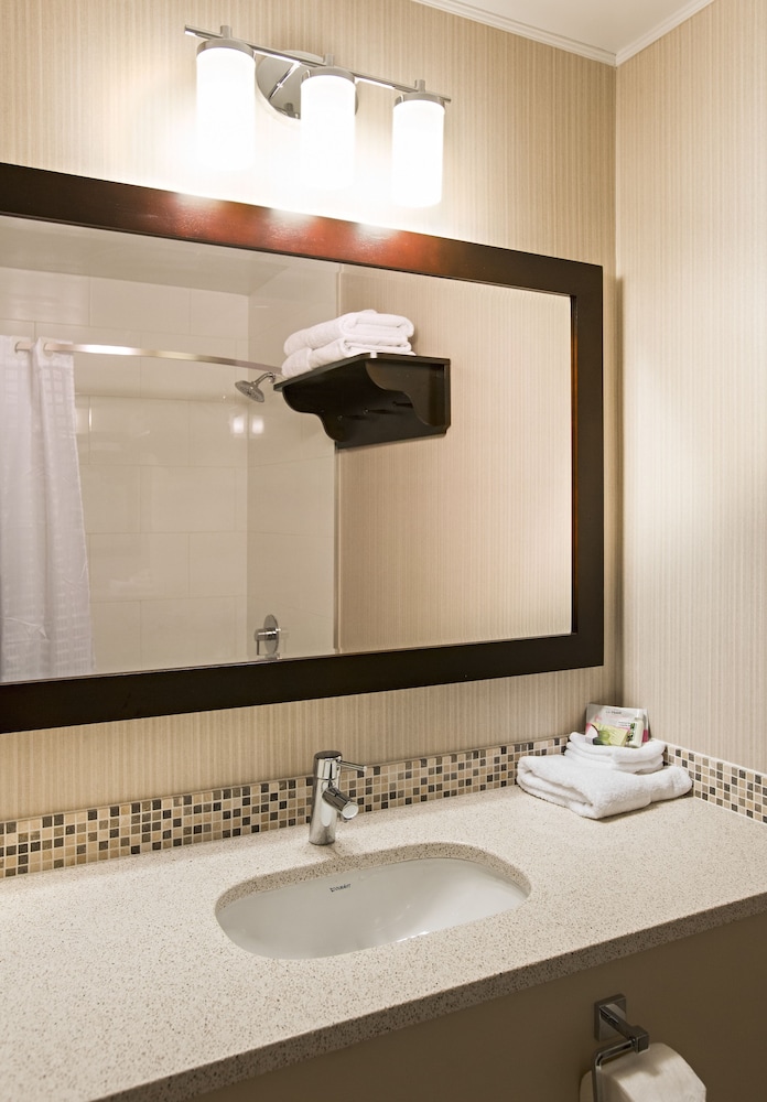 The Kenrick Hotel 47/49