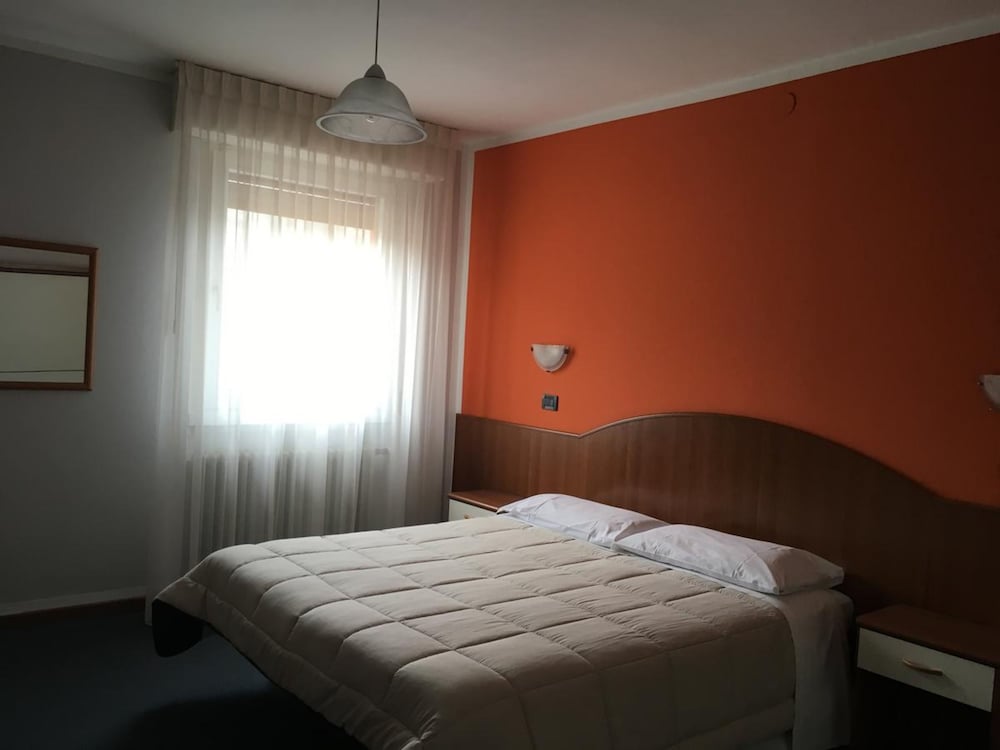 Hotel Cortina 17/44