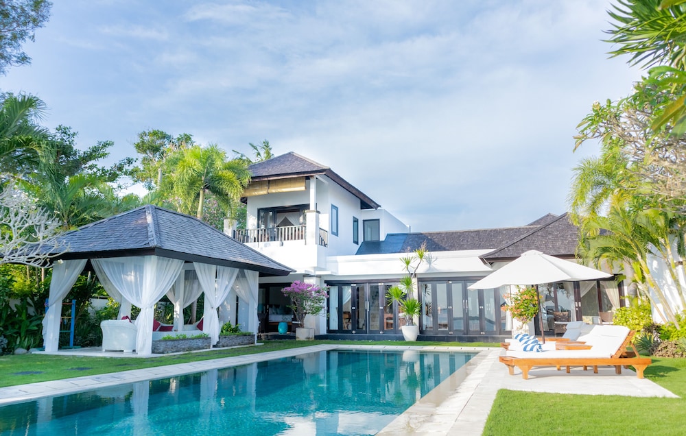 Puri Tirta Villas 17/18