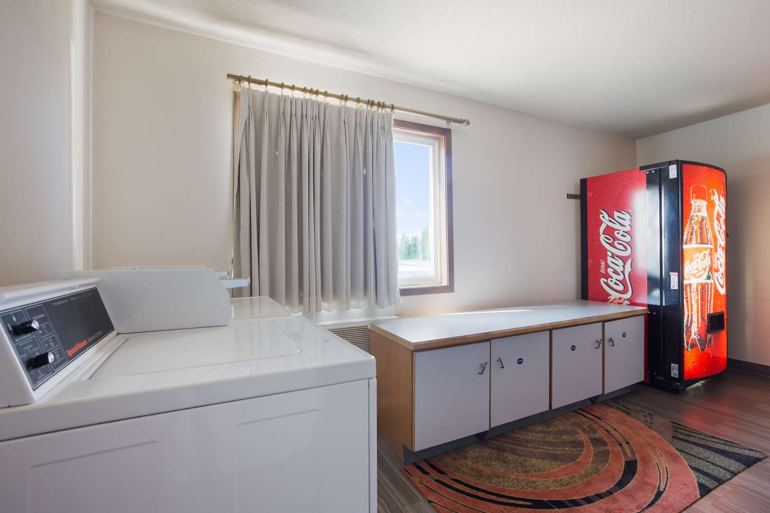 Econo Lodge Inn & Suites Escanaba North 8/14