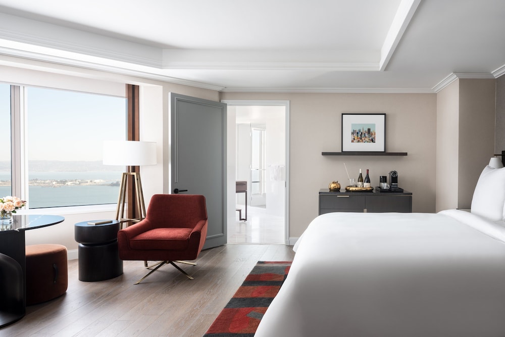 Four Seasons Hotel San Francisco at Embarcadero 9/50