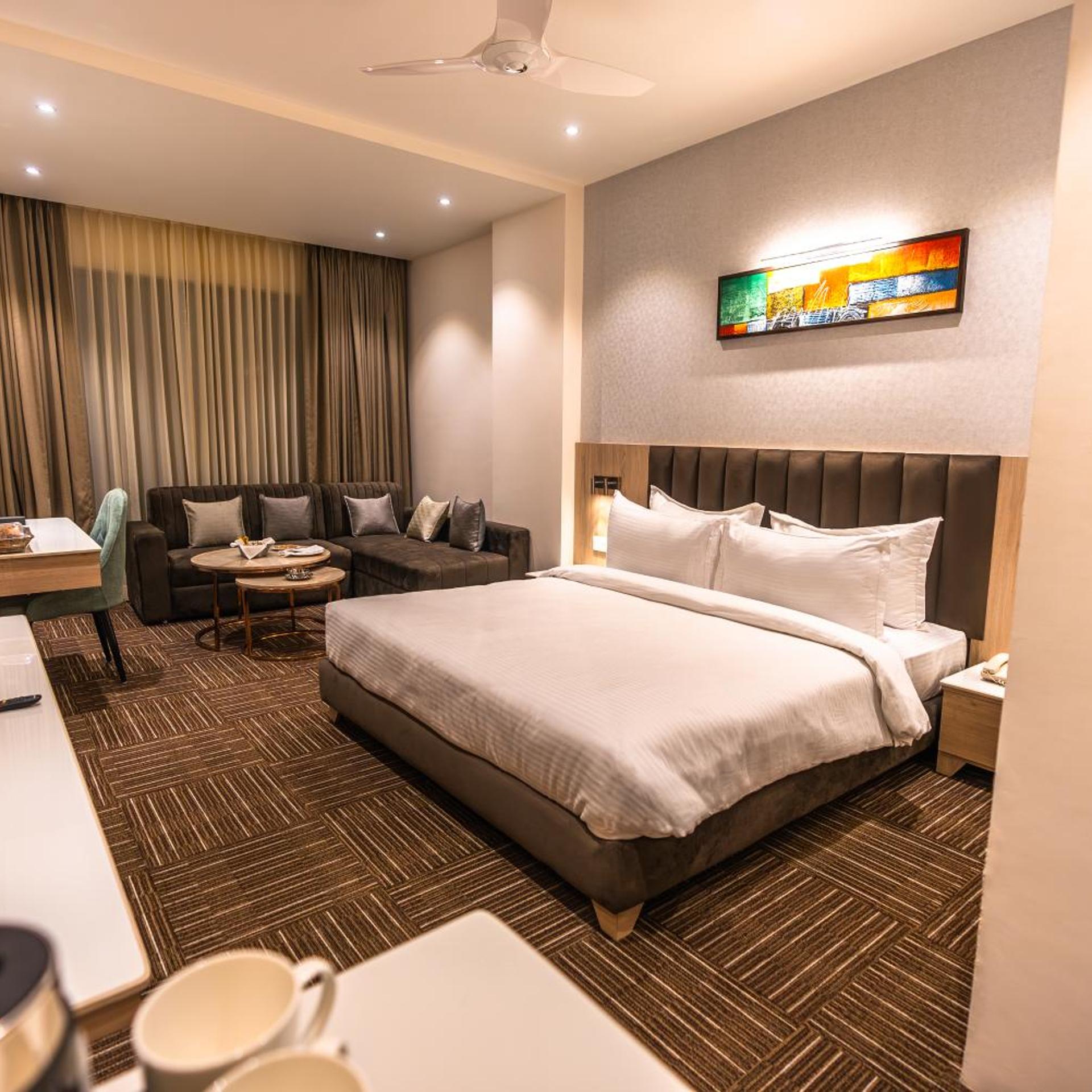 Clarks Inn Express Ayodhya 10/28