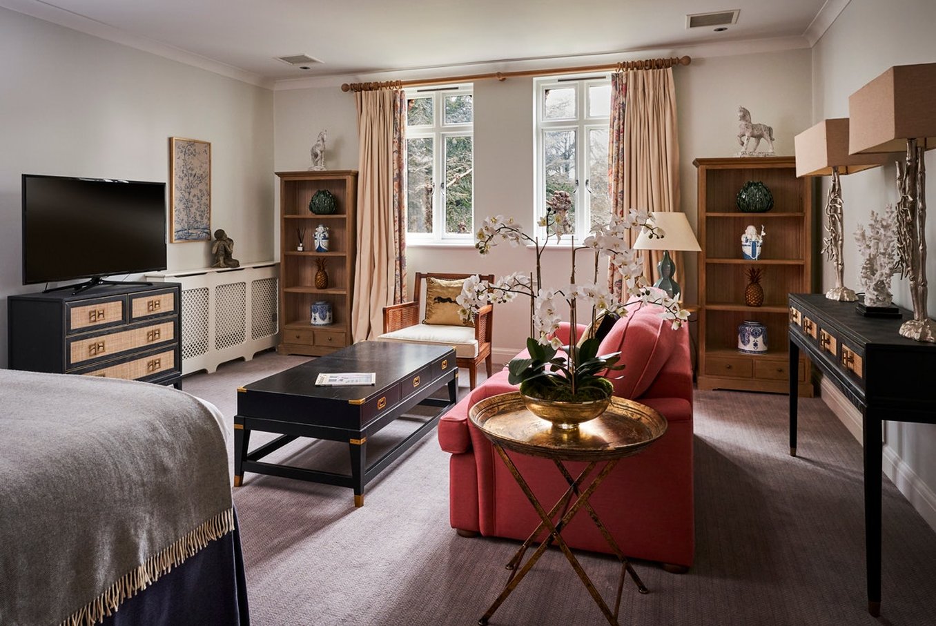 Careys Manor & Senspa 37/55