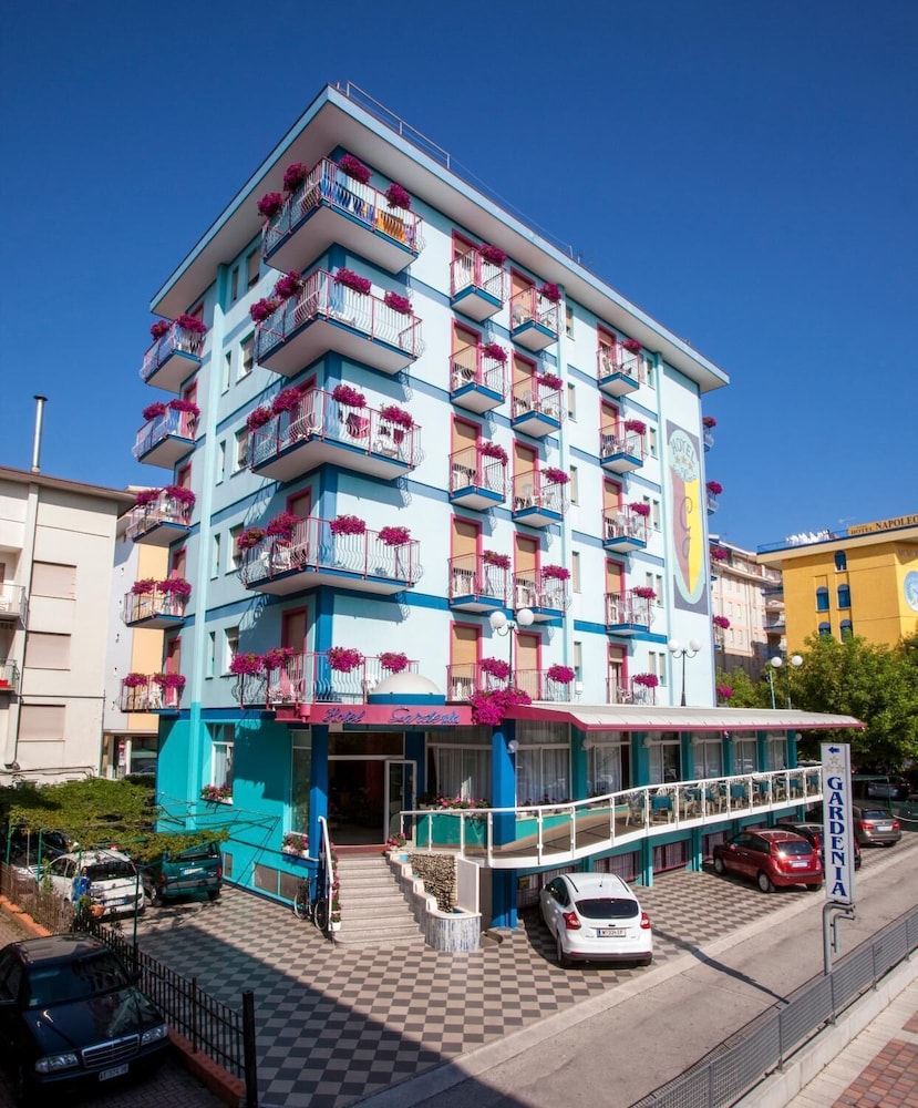 Hotel Gardenia 1/36