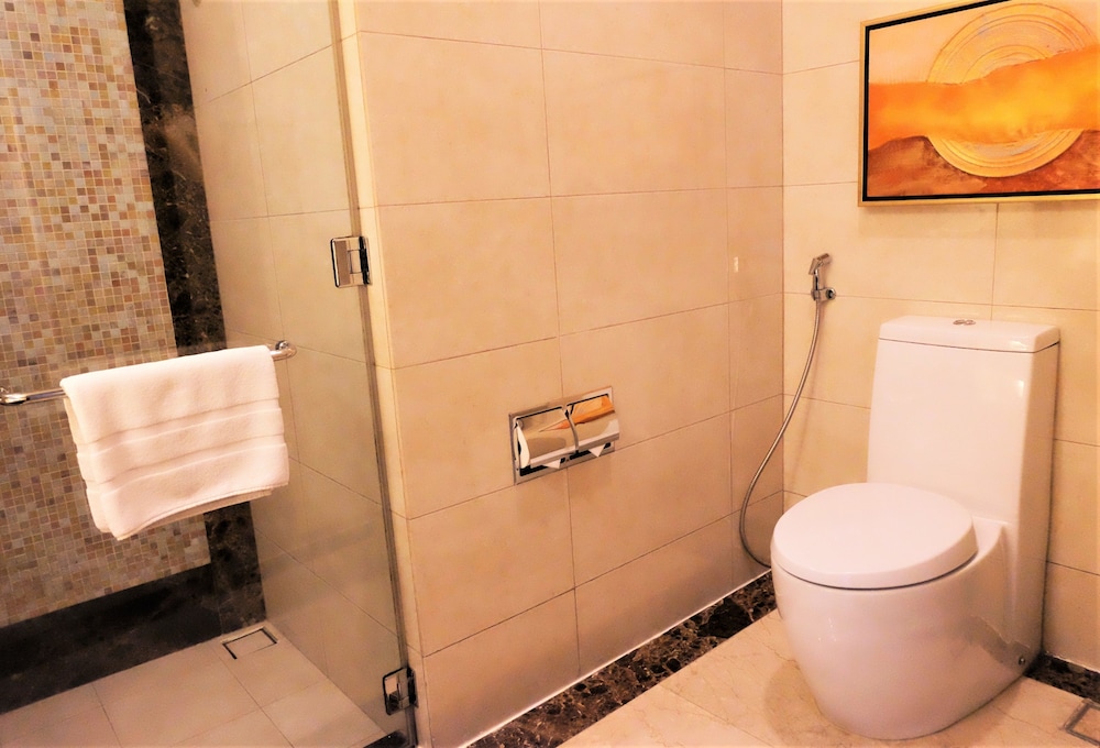 Joy Nostalg Hotel and Suites Manila 45/50