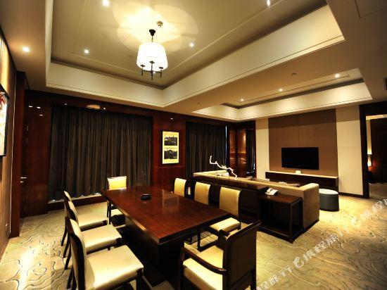 Yangzhou Changqing International Hotel 51/59