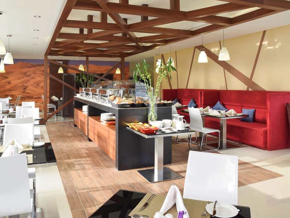 أجنحة نوفوتيل الرياض ديار(Sunday Hotel Al Olaya formerly Novotel Suites Riyadh Centre) 65/75