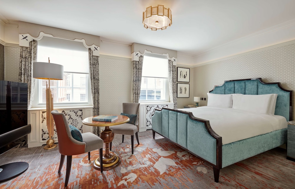 Great Scotland Yard Unbound Collection By Hyatt 43/66
