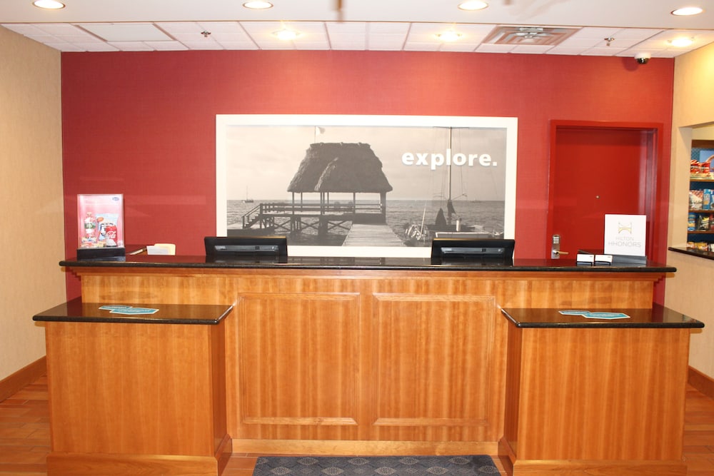 Hampton Inn Gloucester 13/61