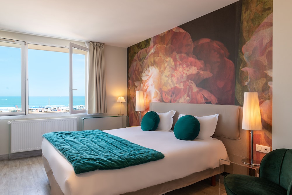 Hotel De La Plage 11/71