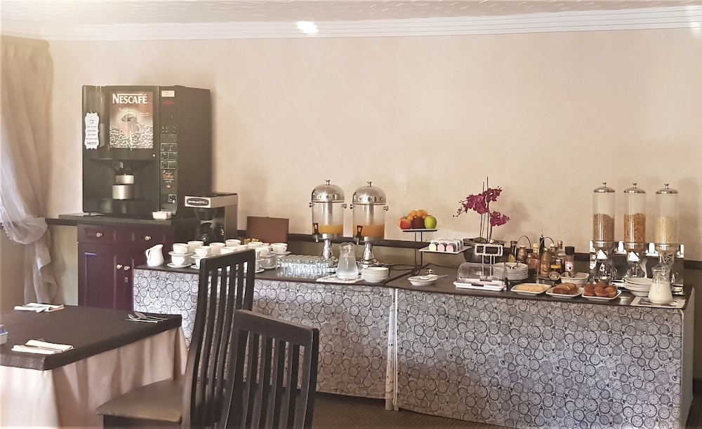 Constantia Manor Guesthouse 60/77