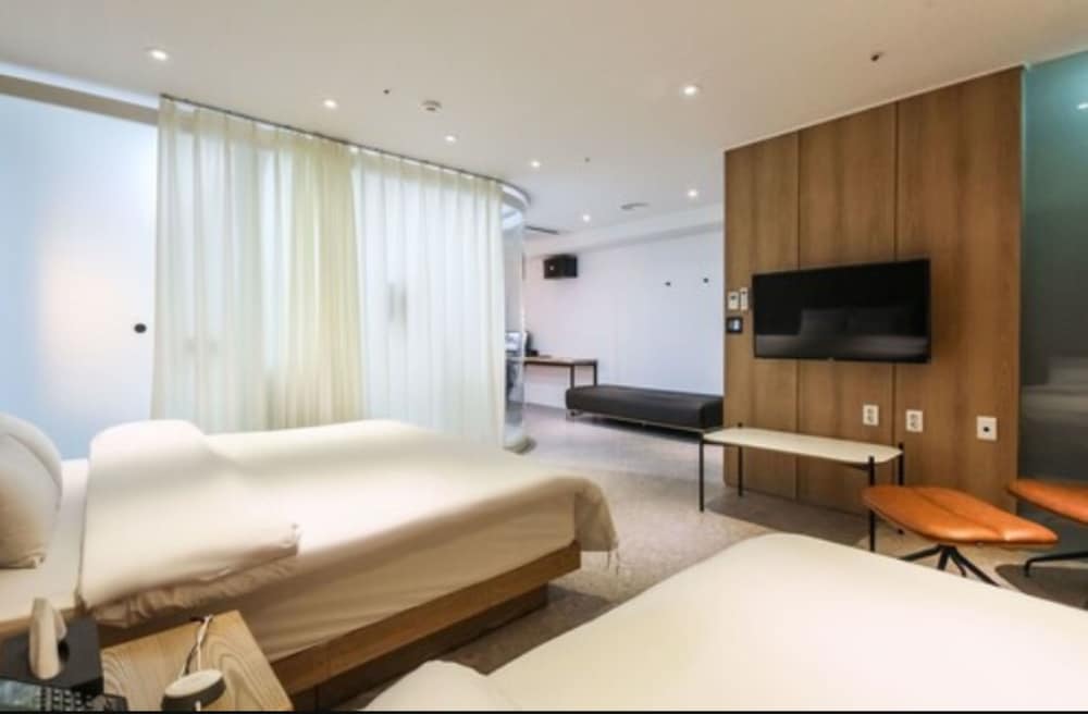 Biennale Hotel 23/42