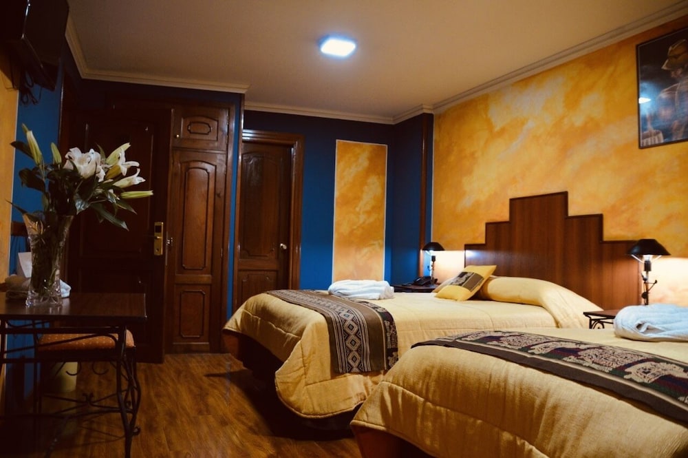 Las Brisas Hotel 13/50
