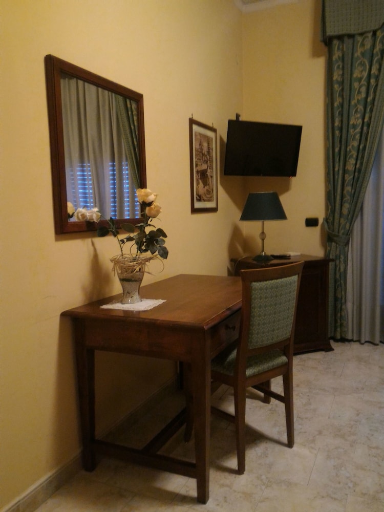 Hotel Primavera Dell'etna 41/47