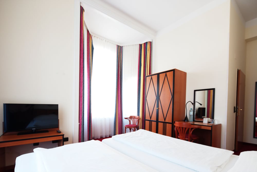 HOTEL DREI KRONEN VIENNA CITY 16/74