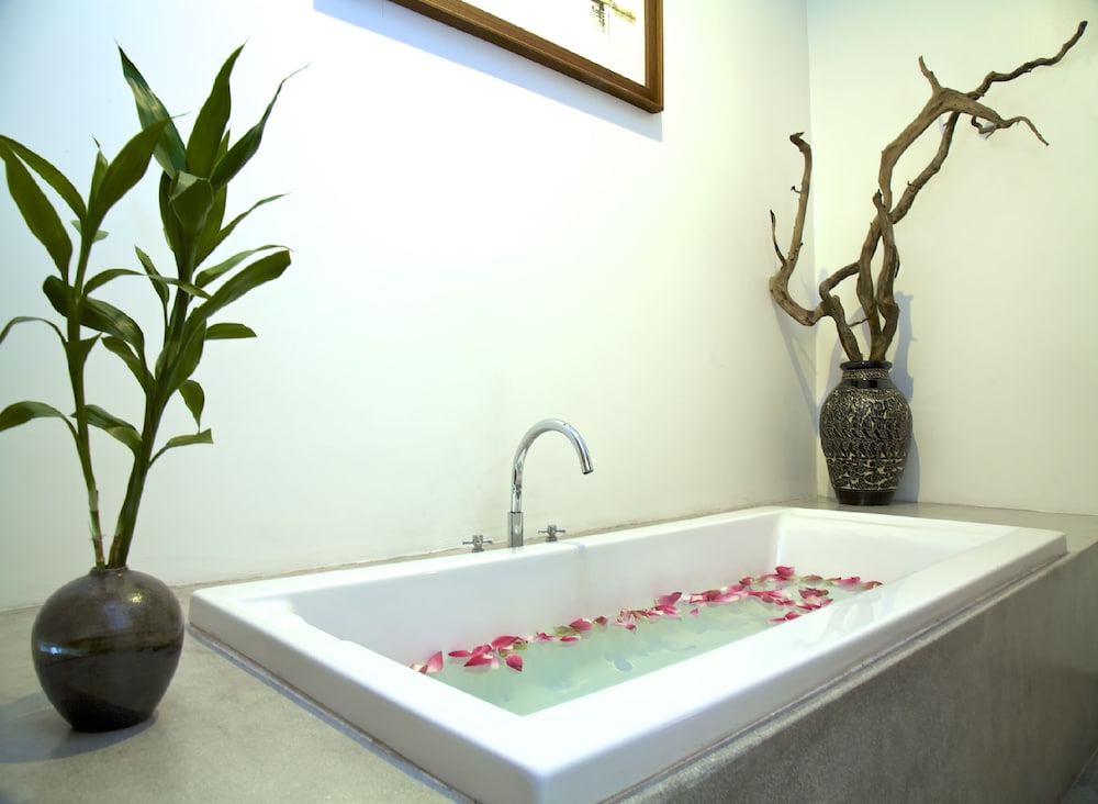 Bunwin Boutique Hotel 39/40