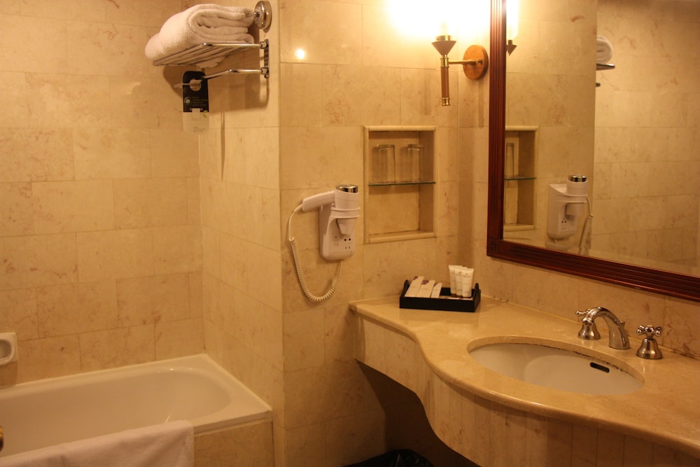 Grand Mercure Maha Cipta Medan Angkasa 29/69