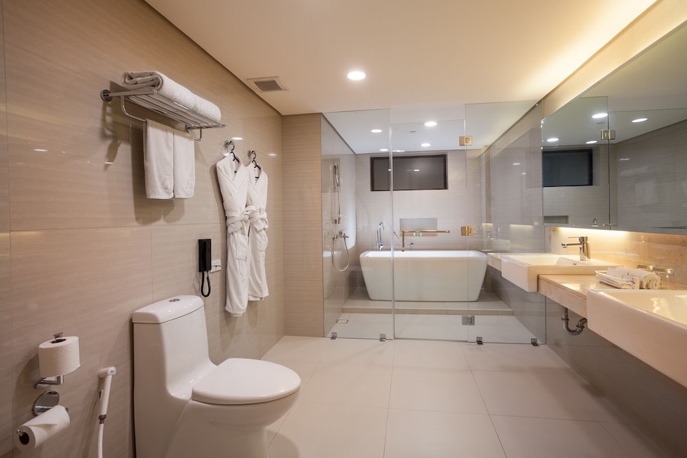 Jinjiang Inn Makati 13/15