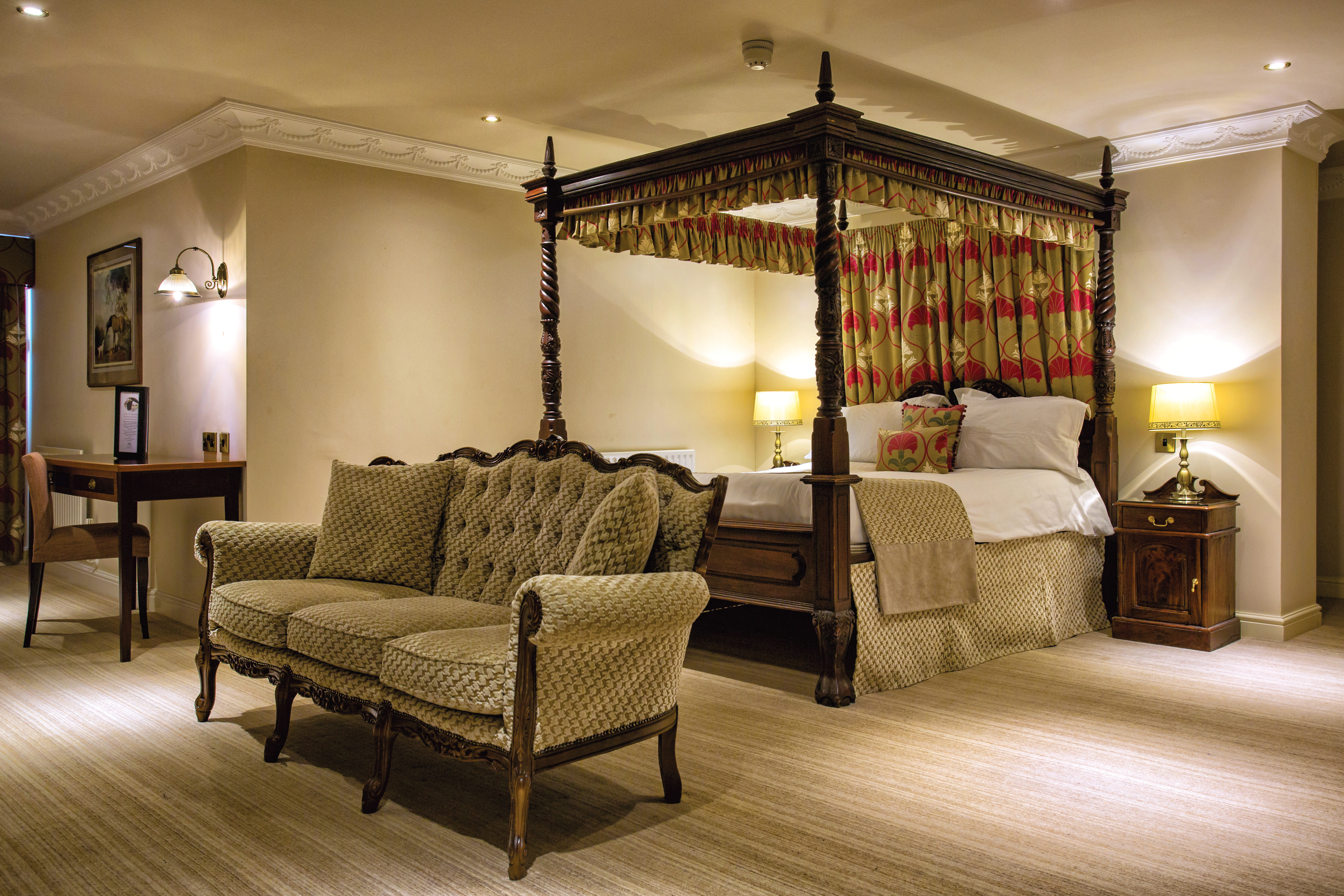 Waterton Park Hotel 43/58