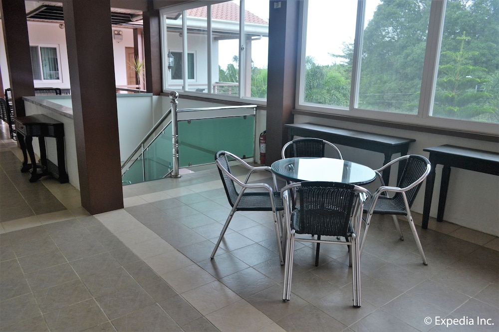 Hanan Hotel Tagaytay 36/64