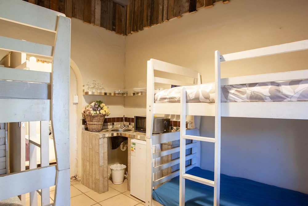 Bedrock Guest Studios 27/50