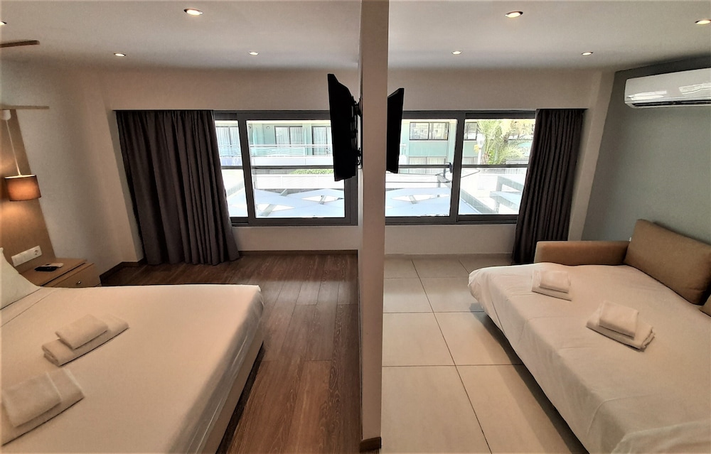 Elite Hotel 11/50