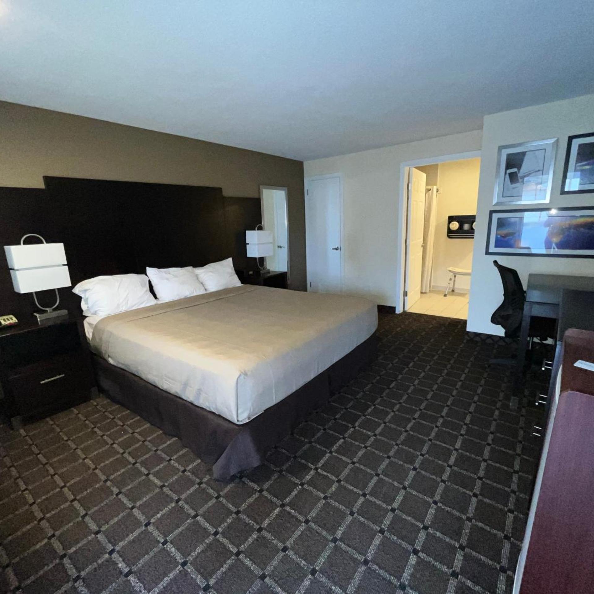 Oregon Trail Inn and Suites 15/50
