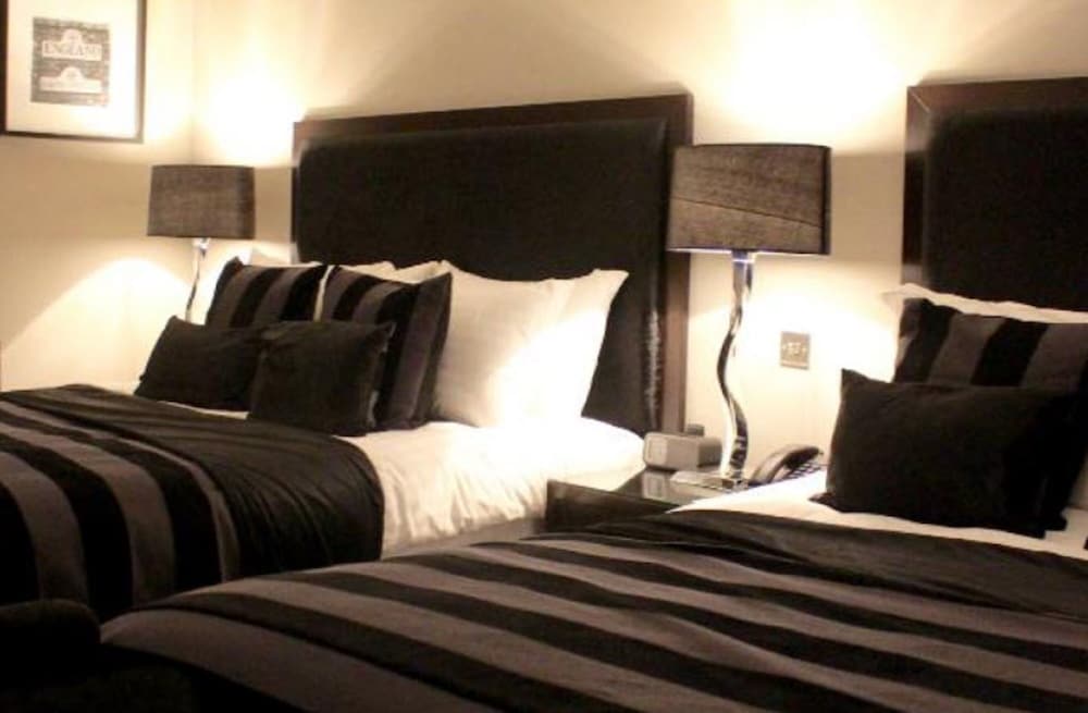 Derwent Manor Boutique Hotel 14/43