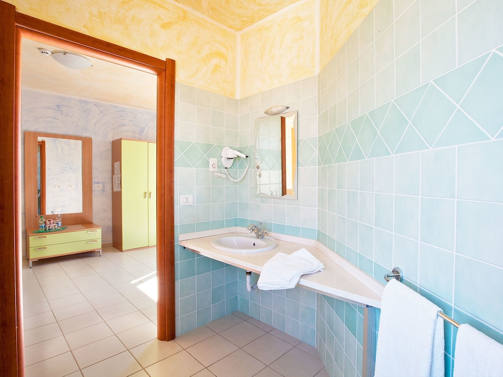 Hotel Ariadimari 26/50