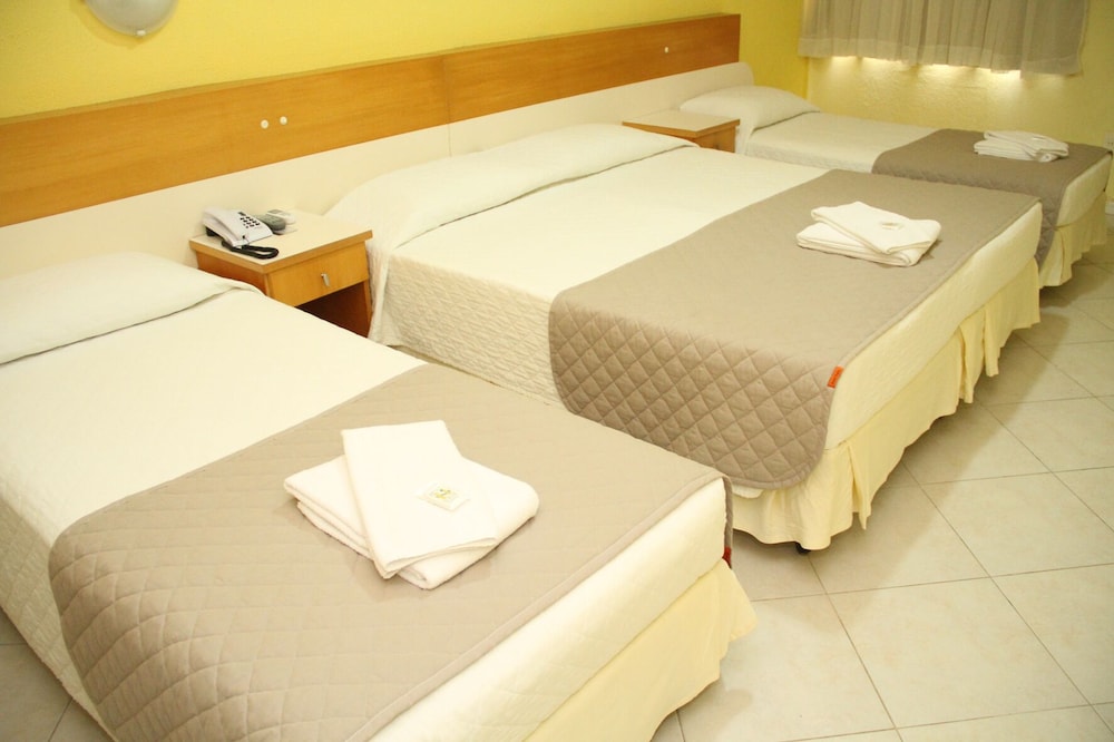 Hotel Italia 5/19
